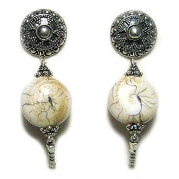 Picture of Naga Disk earrings